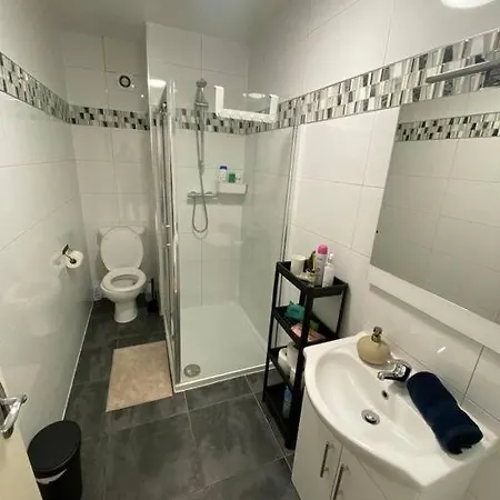 Deluxe Duplex Talbot St Sleeps 8 Dublin