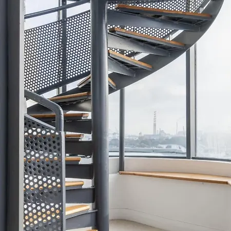 Guestready - Stunning Views From Millenium Tower アパート
