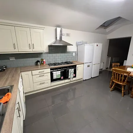 Frühstückspension Cama Doble Con Bano Privado D24 *