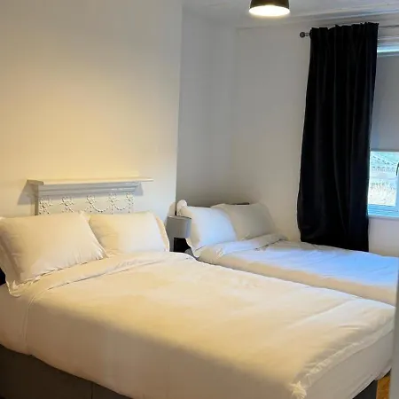 2-bedroom Apartment-dublin Centre Apartment