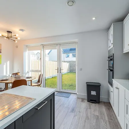 Сasa de vacaciones Citywest Contractor Housing - Sleeps 5 Dublín