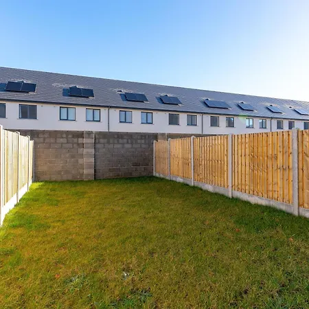 Citywest Contractor Housing - Sleeps 5 Сasa de vacaciones Dublín