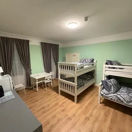 Guest house Towerville