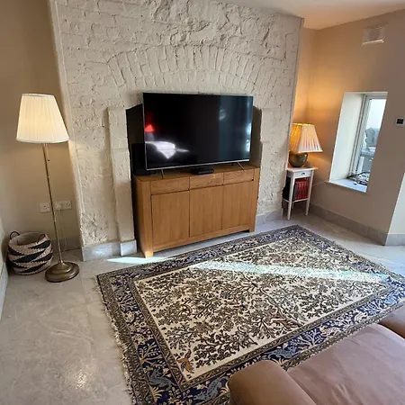 Apartmán Dun Laoghaire Coastal Retreat & Hidden Getaway Dublin