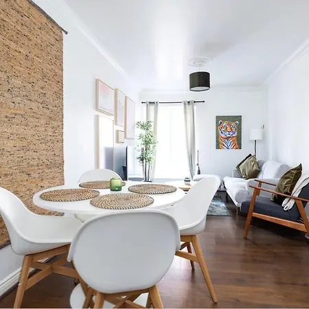 2br With Balcony Appartement *