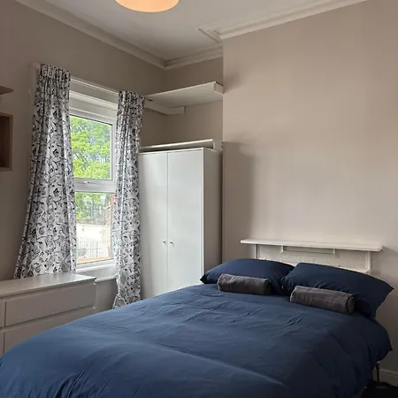 Superb Triple Near Croke Park - 1 Penzion *