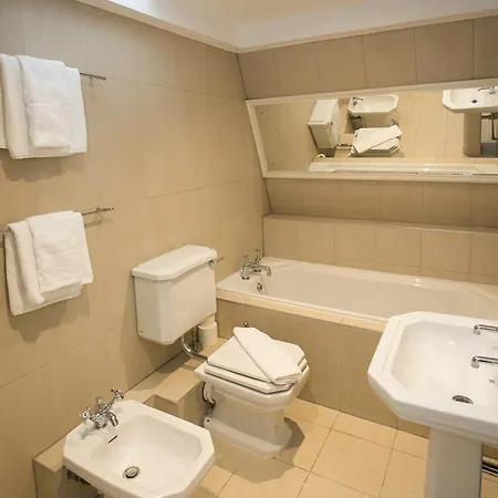 Parnell Boulevard Apartment *