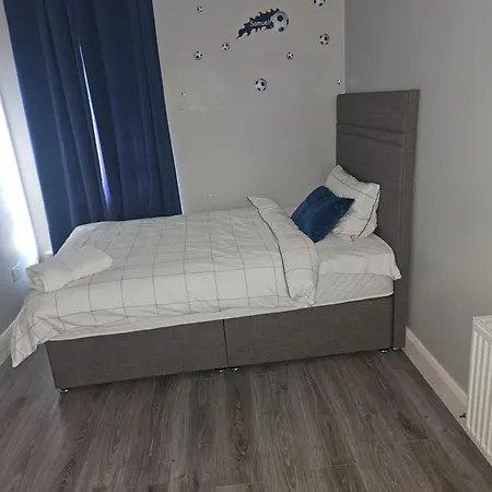Modern 4-5 Bedroom House Dublin