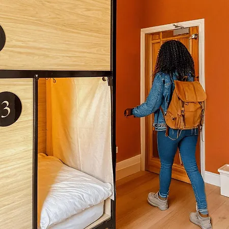 Gardiner House Hostel