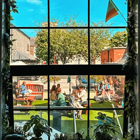 Gardiner House Hostel