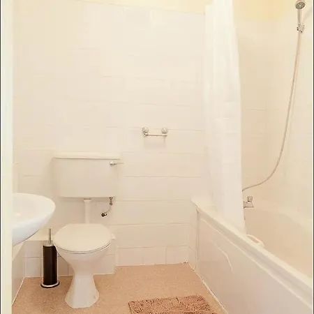 Apartament 001 - Centre Sleeps 3