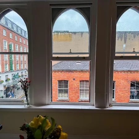 Charming In A Super 2 Location * Dublin