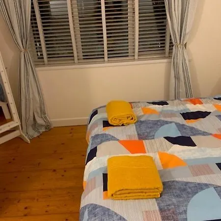 Private Near בית אירוח דבלין