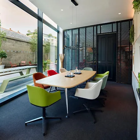 Citizenm St Patrick's מלון *