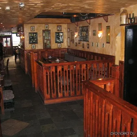 Abbey Hotel 2*