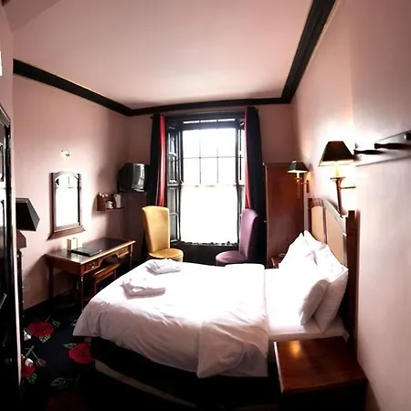 Отель The Townhouse