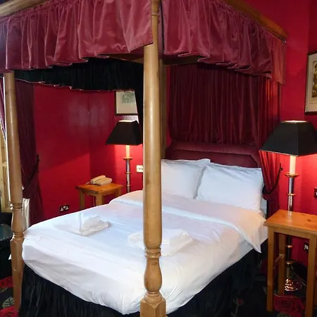Отель The Townhouse