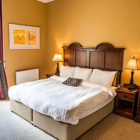 Waterloo Town House & Hotel
