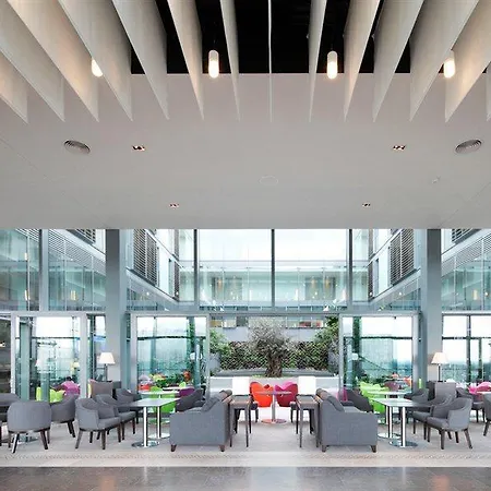 Otel The Gibson 4*