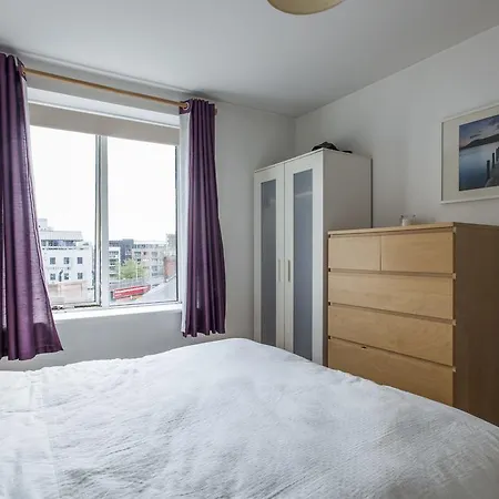 College Gate - City Centre Apartment