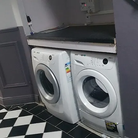 North Circular Serviced Apartment *