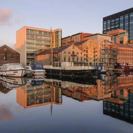 Botel Barge Hire Dublin