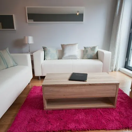 Dublin Aparthotel מלון דירות *