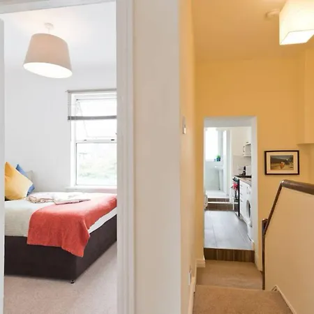 2 Bedroom Riverside Sleeps 5 Dublin