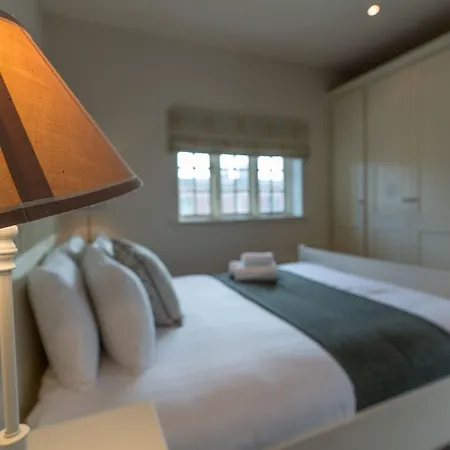 The Liam Neeson - Hiphipstay Holiday home Dublin