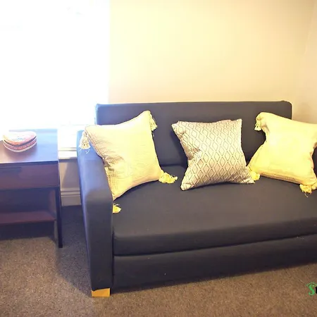 Fairview Serviced Apartament