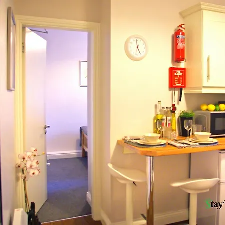 Fairview Serviced Apartament