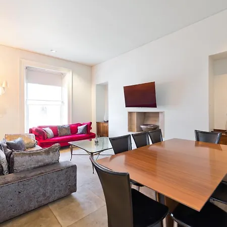 Apartment The Oscar Wilde By 5starstay