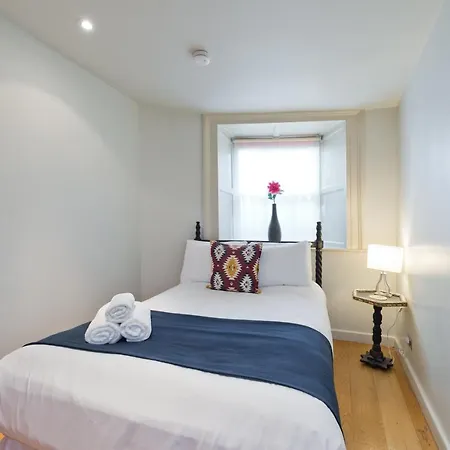 The Oscar Wilde By 5starstay * Dublin
