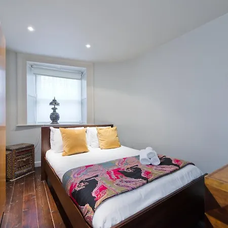 Apartment The Oscar Wilde By 5starstay