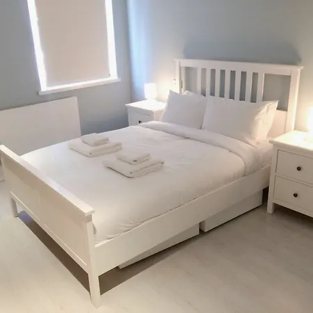 Apartment 2 Bedroom With Private Patio Dublin