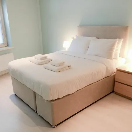 2 Bedroom With Private Patio Dublin