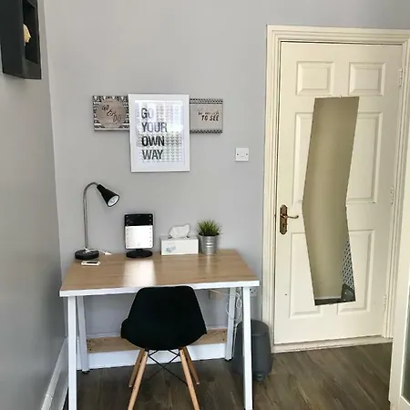 City Centre Georgian Style Apartment Apartment *