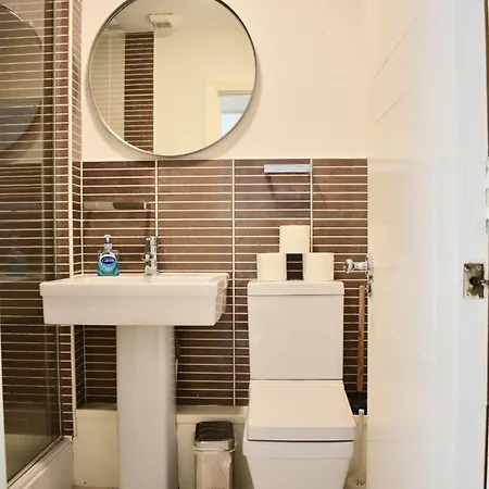3 Bedroom Mezzanine In Temple Bar Lägenhet
