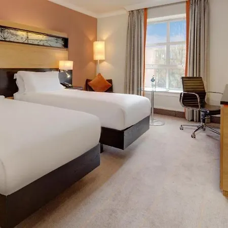 Hilton Hotel 4*