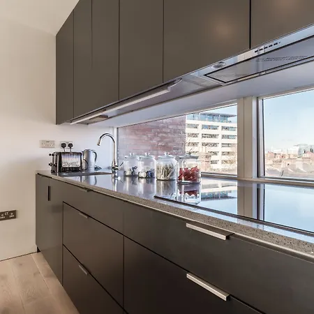 The Daniel Day Lewis - Hiphipstay Apartment *