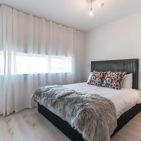 The Daniel Day Lewis - Hiphipstay Apartment Dublin