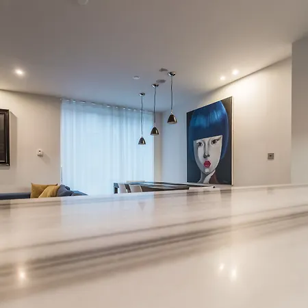 The Daniel Day Lewis - Hiphipstay Apartment Dublin