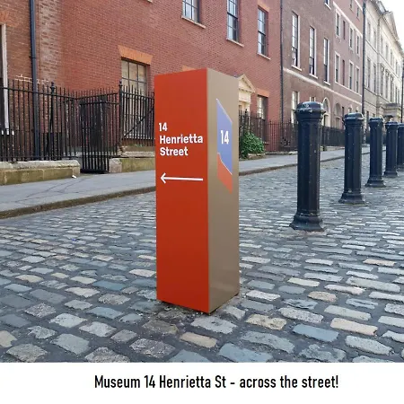 Henrietta Centre * Дублин